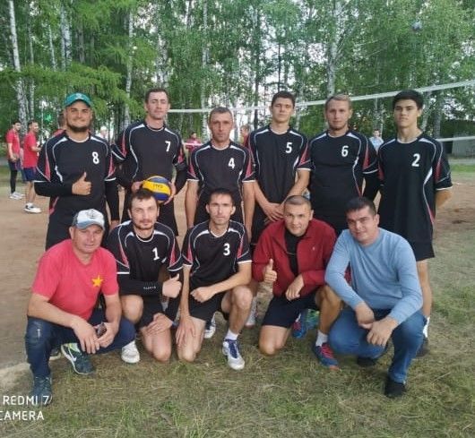 Нурлатцы вышли в финал соревнований по волейболу на призы «Татарстан- новый век» - "Татарстан-Яңа гасыр”