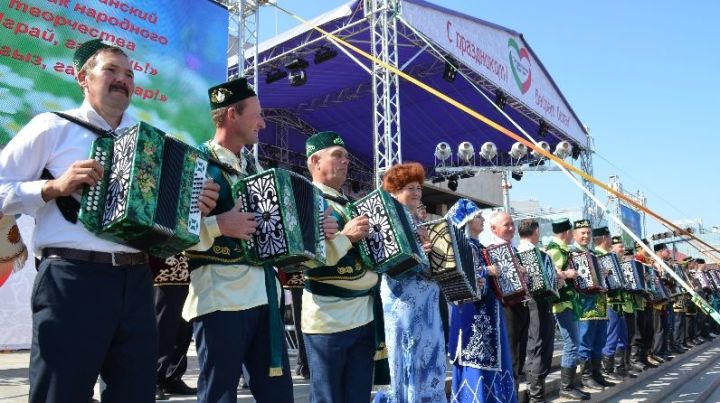 Ко Дню Республики Татарстан состоится флешмоб гармонистов