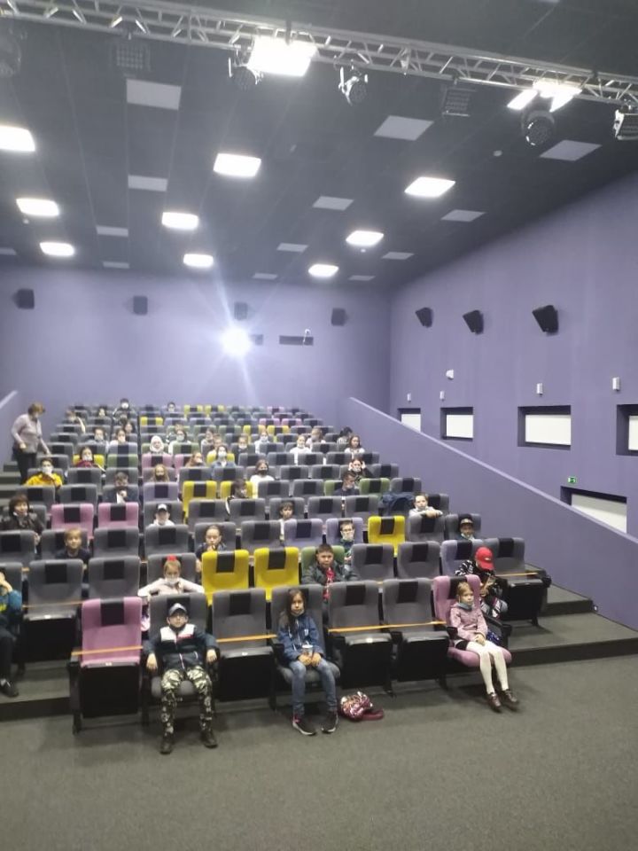 Нурлат: цифровой кинозал «Грани» присоединился к Всероссийской акции «Великое кино великой страны»