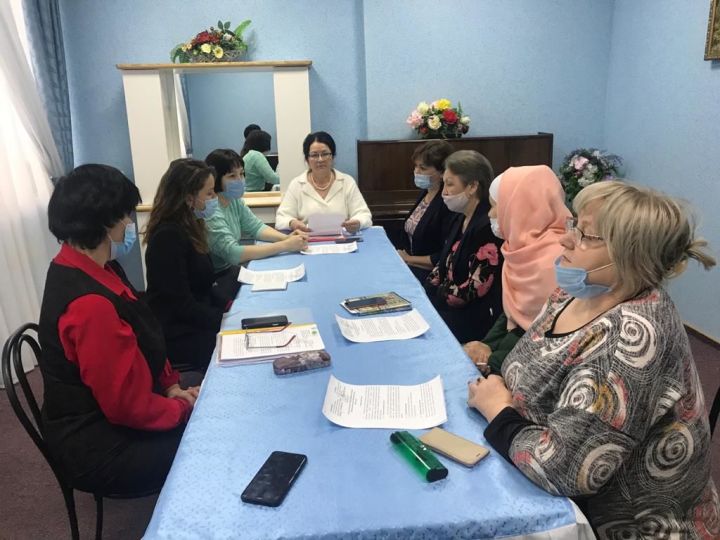 Нурлатцы обсудили актуальные вопросы на 1-ом заседании Всемирного конгресса татар текущего года