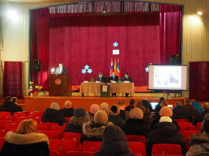 Алмаз Ахметшин встретился с жителями Биляр-Озерского сельского поселения