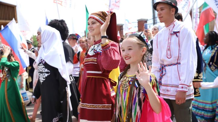 В День народного единства молодежь Татарстана примет участие в онлайн-мероприятиях
