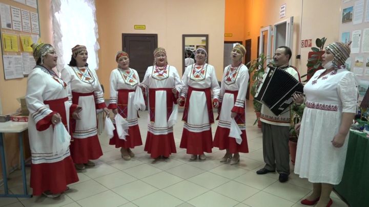 Народному ансамблю «Шӳлкеме» Нурлатского района в этом году  исполняется 37 лет