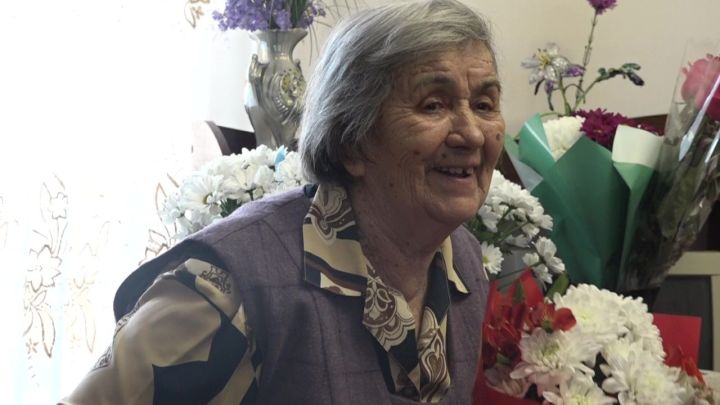 Труженица тыла Евгения Белова отметила свое 90-летие