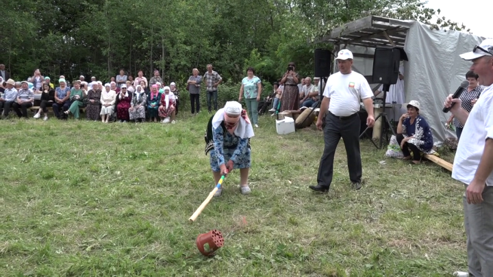 Нариманлылар көне буена чүлмәк ватты, биеде, җырлады, уха ашады