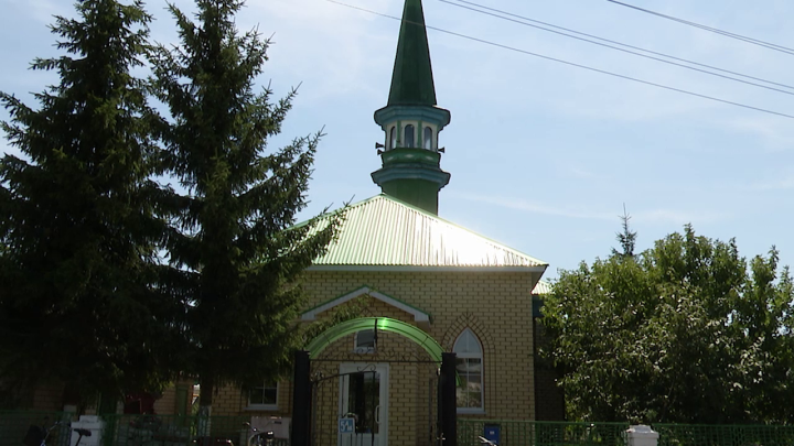 В деревне Кривое Озеро обновляется 135-летняя мечеть