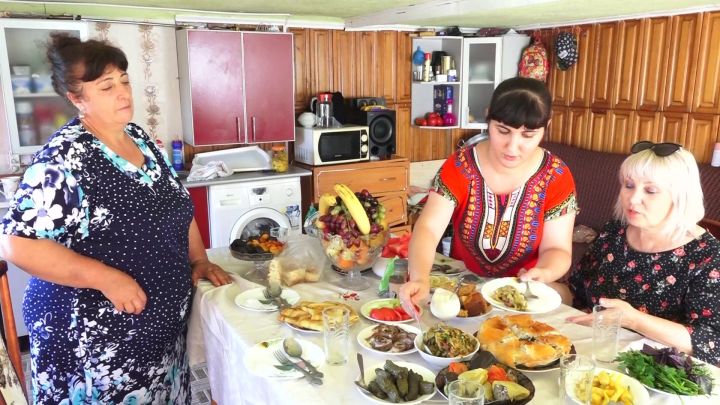 Cемья Ахмедовых из Нурлата делится секретами национальных блюд