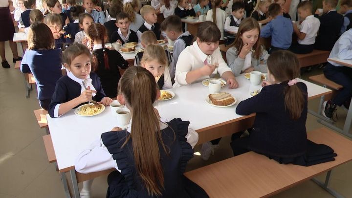 В новом учебном году в школе №2 бесплатным комплексным обедом обеспечены 291 учащийся