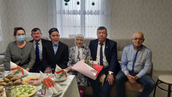 В первый день нового года труженик тыла из Кичкальни отмечает 90-летний юбилей