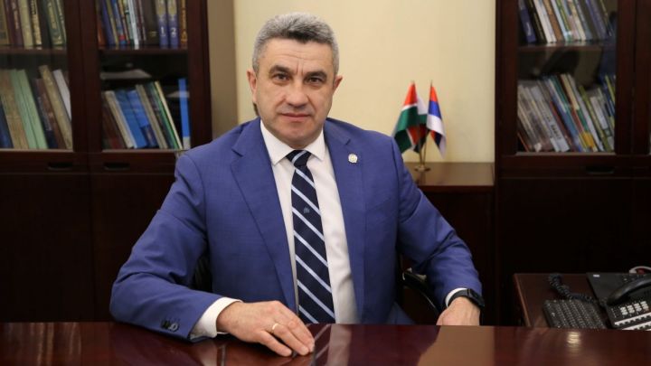 Министр образования и науки Республики Татарстан Ильсур Хадиуллин поздравил с Днем студента