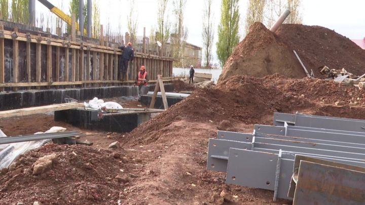В Нурлате идёт возведение нового здания водоподготовки и резервуара для чистой воды