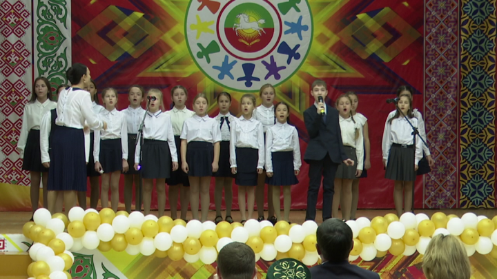 В Доме Дружбы народов прошёл концерт для людей с ОВЗ «Дари добро»