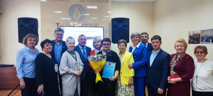 Нурлатцев с Днем печати поздравили в Союзе журналистов РТ