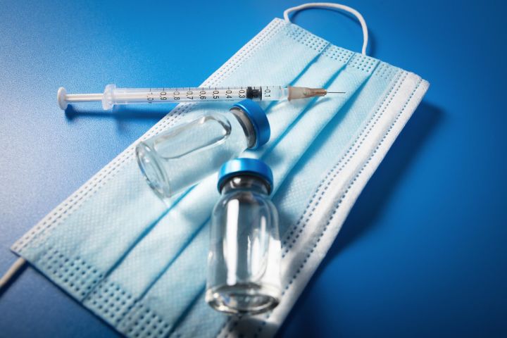 В Нурлатской ЦРБ продолжается вакцинация против коронавирусной инфекции