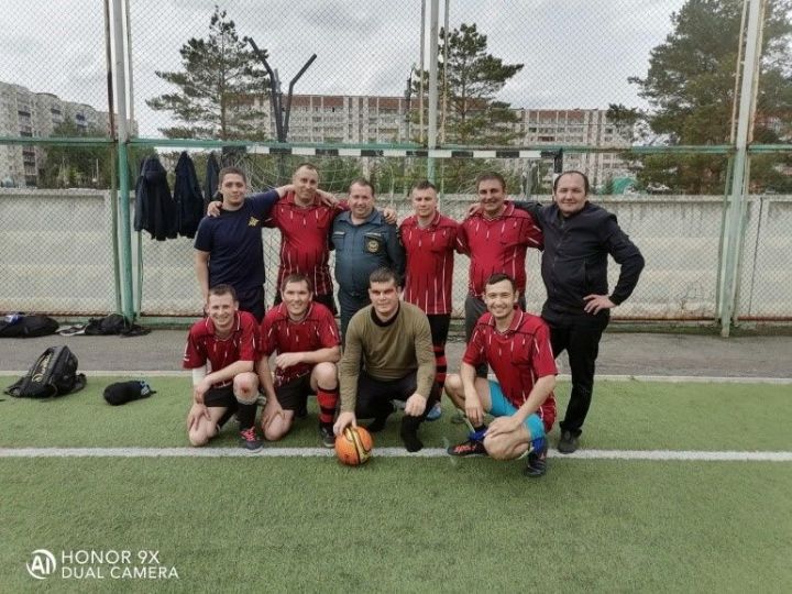 Нурлатская 73 пожарно-спасательная часть заняла бронзу на соревнования по мини-футболу