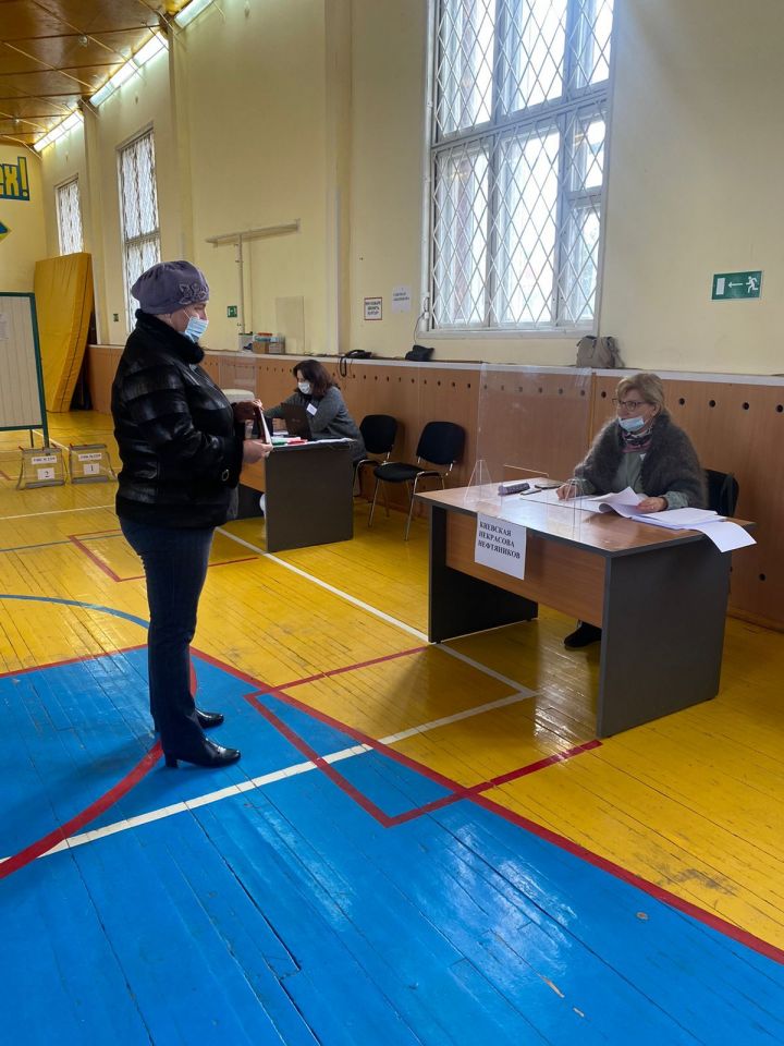 К полудню активность избирателей в городе Нурлат  составила 36 процентов