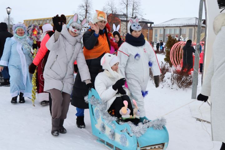 В Нурлате с размахом прошел фестиваль креативных санок «СаниFest»