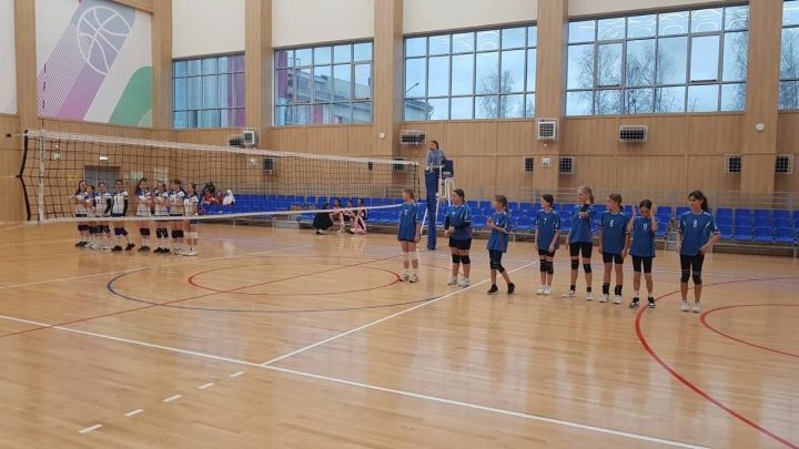 Юные нурлатские волейболистки заняли 4 место на Первенстве Республики Татарстан