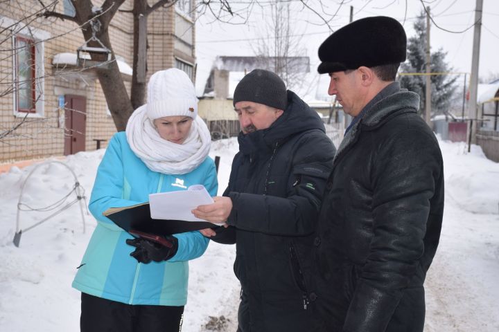 В Нурлате комиссия ознакомилась с ходом капитального ремонта домов