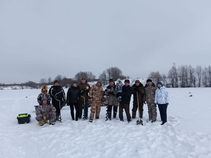 В Нурлатском районе прошла очередная экологическая акция по предотвращению замора рыбы
