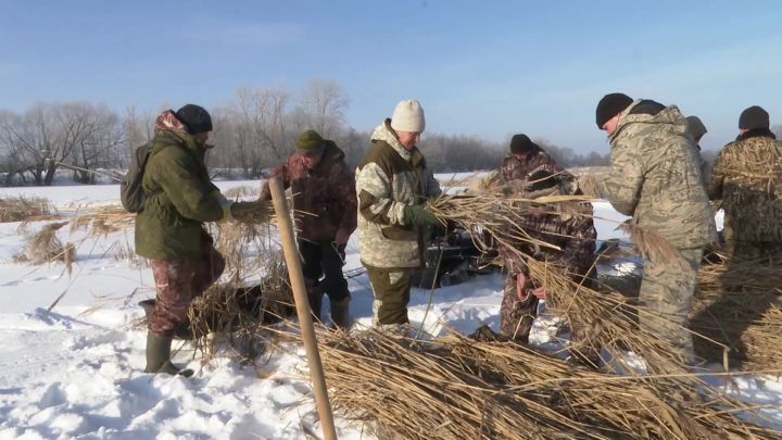 Обитателей водоема села Биляр-Озеро спасли от кислородного голодания