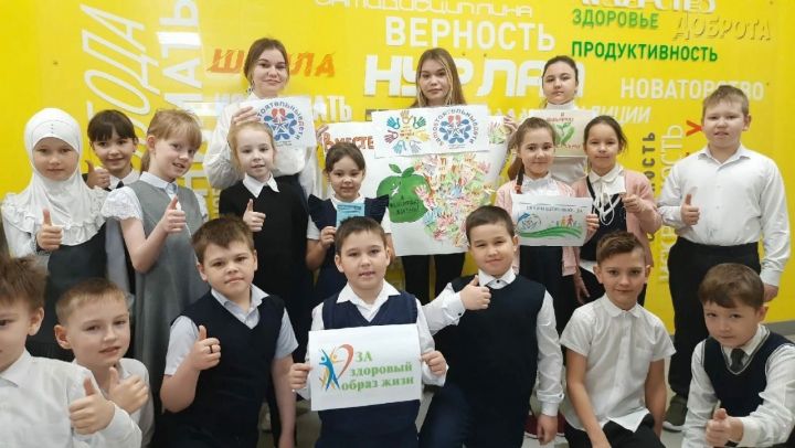 Школьники Нурлата присоединились к акции «Я выбираю жизнь»