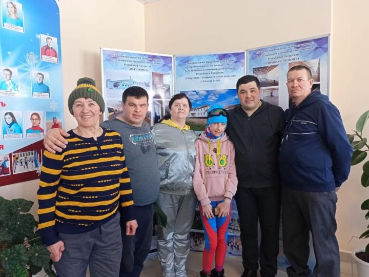 Нурлатцы успешно выступили на соревнованиях по лыжным гонкам среди инвалидов по зрению