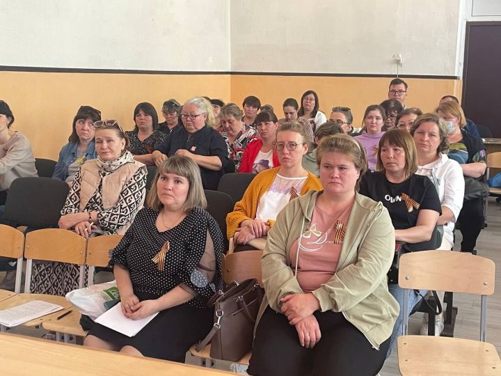 В Нурлате прошло общерайонное родительское собрание