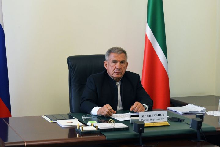 Минниханов подписал указ об Управлении Раиса РТ по работе с обращениями граждан