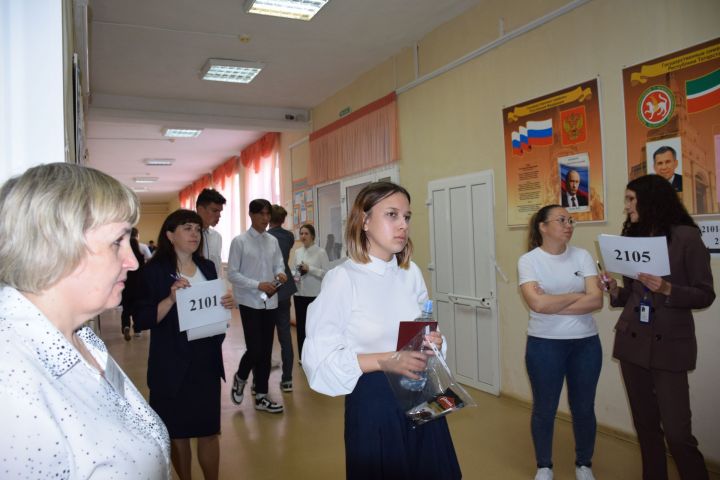 В Нурлате стартовали выпускные экзамены для учеников 9-х и 11-х классов