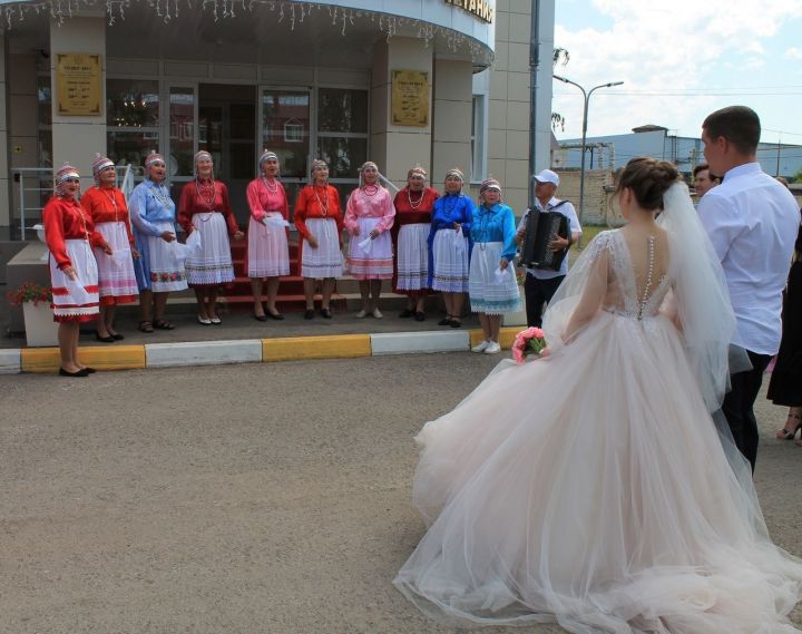 В Нурлате прошла чувашская этно-свадьба