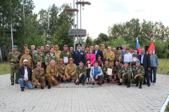 В Нурлате в День ветеранов боевых действий состоялся торжественный митинг