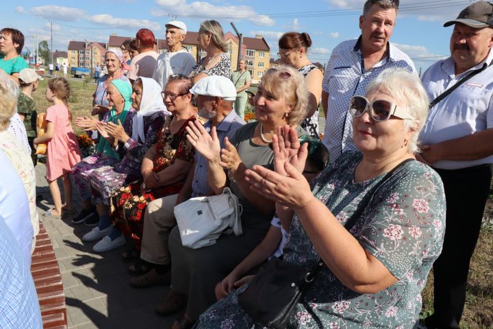В Нурлате чествовали железнодорожников