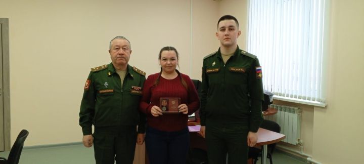 Нурлатский боец награжден медалью «За храбрость» II степени за проявленный героизм