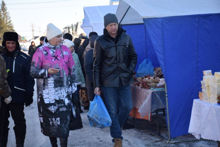 Первая весенняя ярмарка порадовала нурлатцев