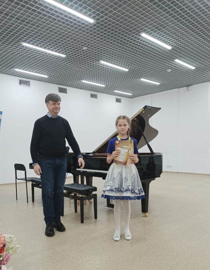 Юные нурлатские пианисты стали лауреатами республиканского конкурса