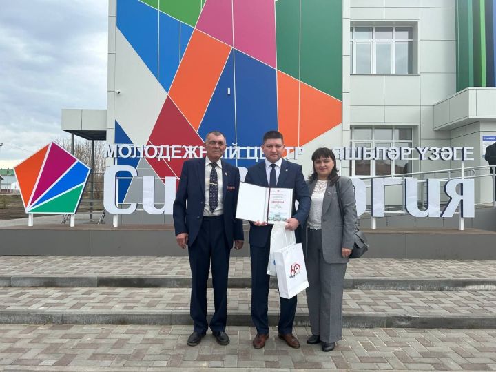 18 апреля 2024 года делегация Нурлатского муниципального района приняла участие зональной встрече по проекту «Исправленному верить»