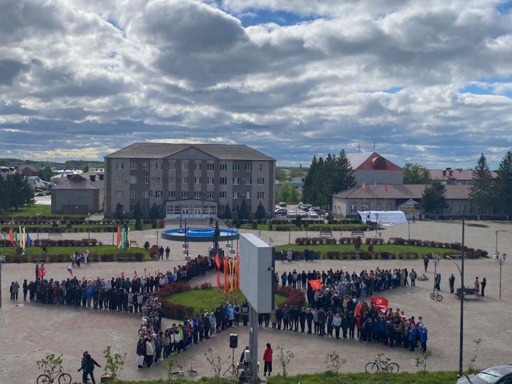 Нурлатские школьники присоединились к акции «Звезда»