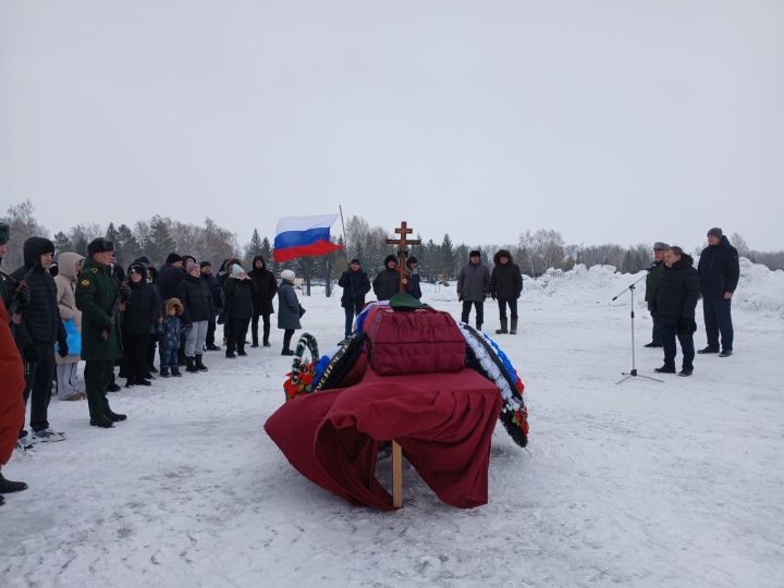 В Нурлате простились с участником специальной военной операции Багаевым Олегом Васильевичем