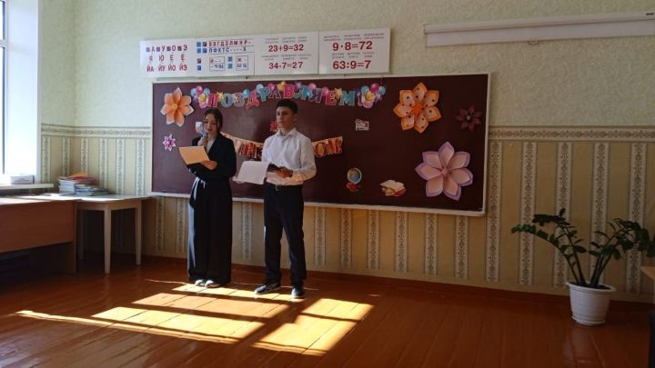 В Чулпановской школе чествовали ветеранов в День пожилого человека