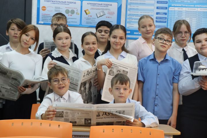 В «Нурлат-информе» подвели итоги творческого конкурса «Профессия, что дарит свет»