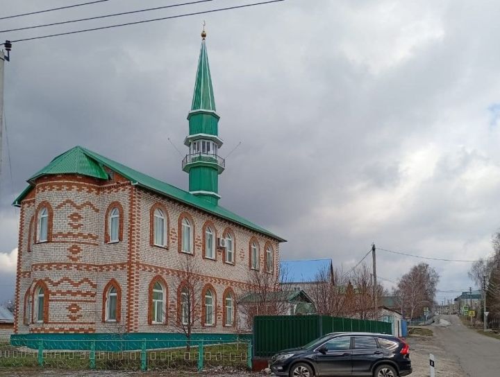 Чекан-бабай посвятил монету юбилею мечети