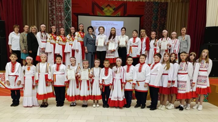 В Нурлатском районе прошел форум в честь Дня чувашского языка и юбилеев просветителей