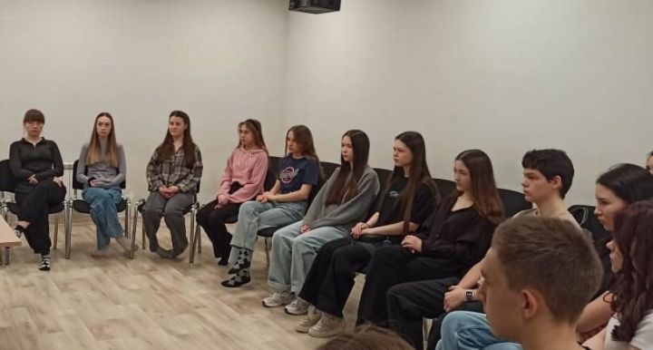 В «Мирасе» обсудили роль семьи в жизни человека