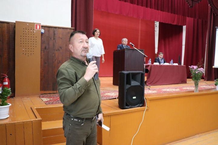 Социальные инициативы и диалог с властью: в Старочелнинском поселении подвели итоги полугодия