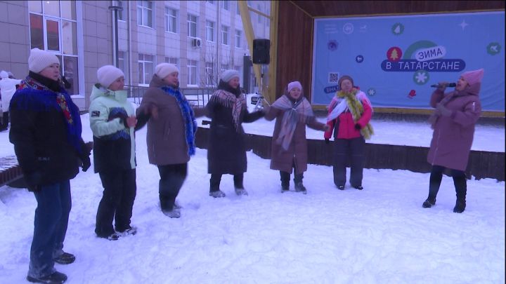 Жители отпраздновали Рождество Христово на центральной площади города