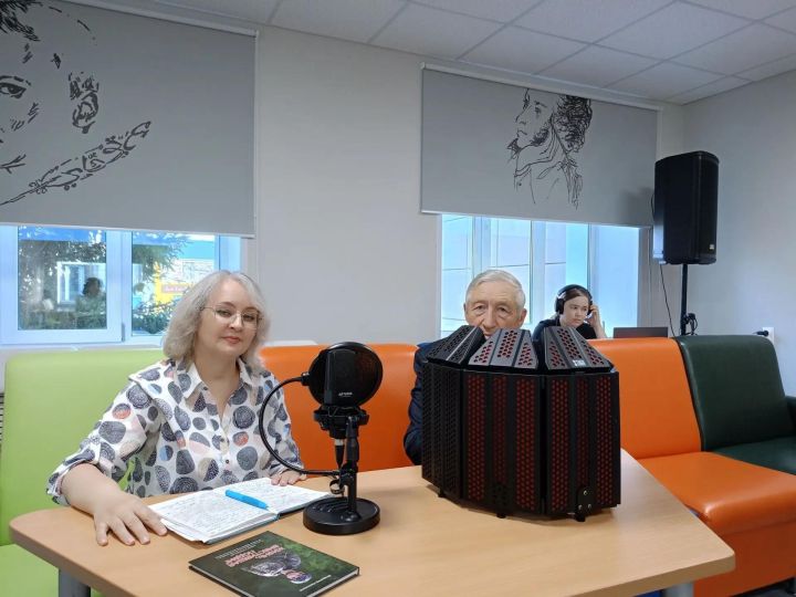 В Нурлате записали подкаст с писателем Владимиром Кашкаровым