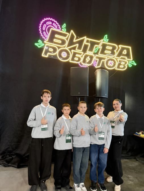 Нурлатские школьники впервые участвуют в турнире по битве роботов в Казани