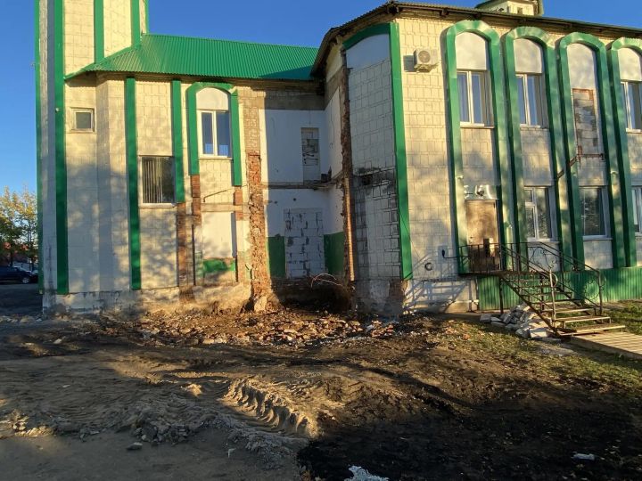 Нурлат шәһәренең үзәк мәчетендә реконструкция эшләре башланды