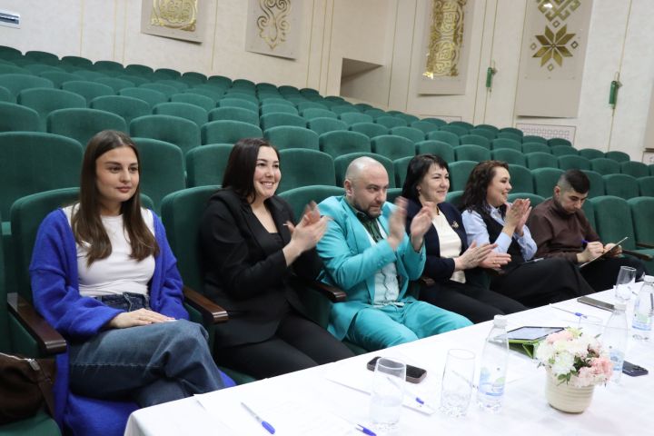 Смех, драйв и чистый задор: в Нурлате выбрали лучшие команды КВН